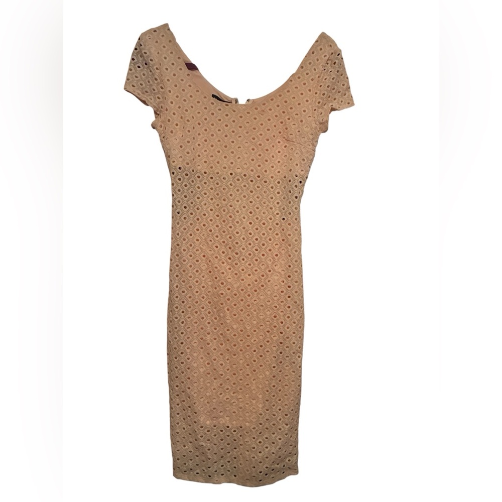 NWT BEBE PINK EYELET PEEK A BOO MIDI DRESS SIZE M